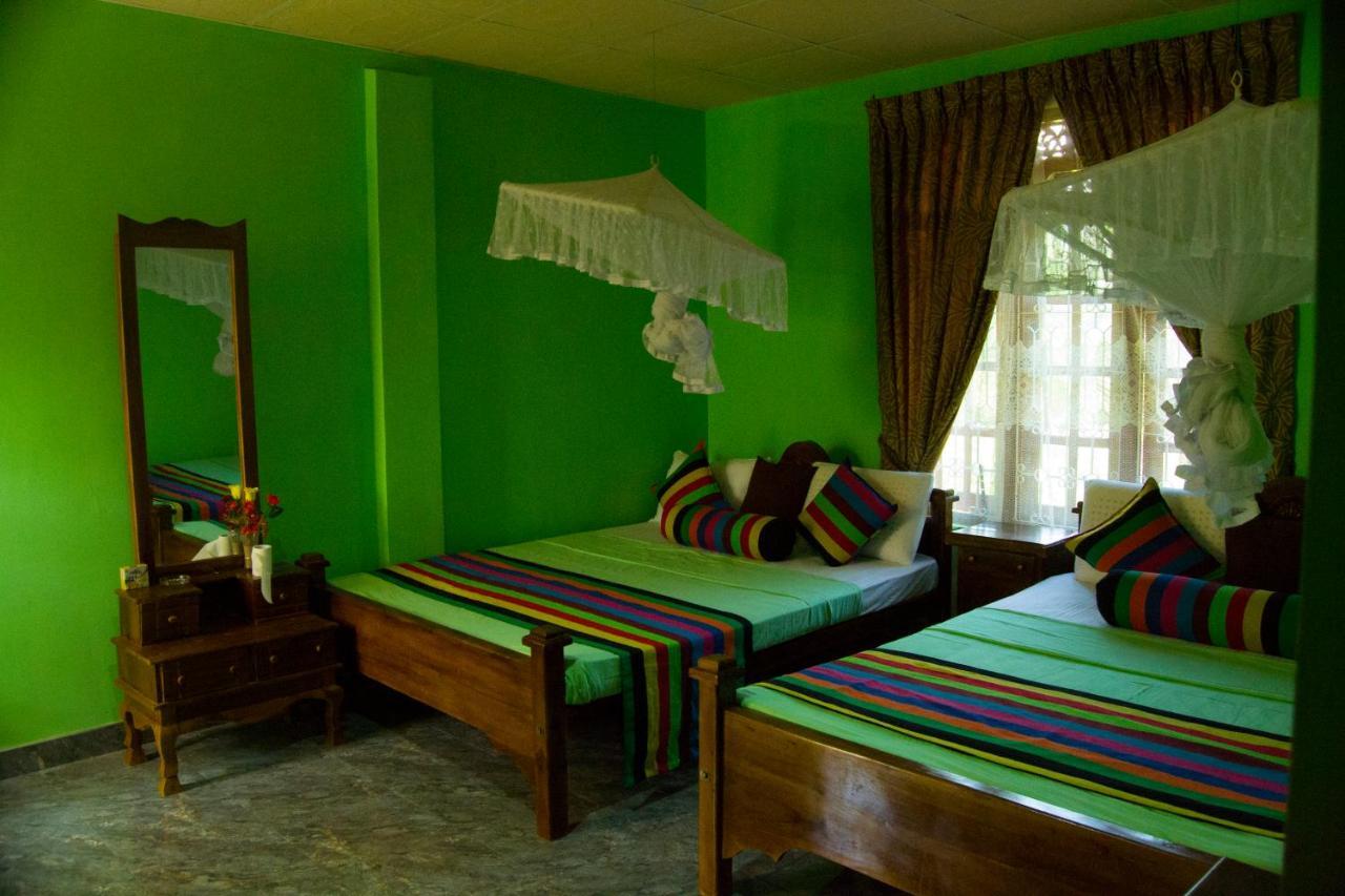 Iduwara Guest Hotell Sigiriya Exteriör bild